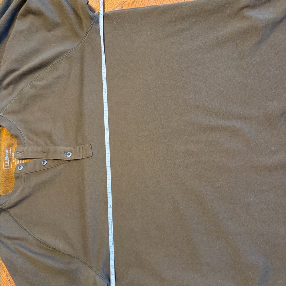 L.L. Bean Olive Henley Shirt M reg - Picture 6 of 9